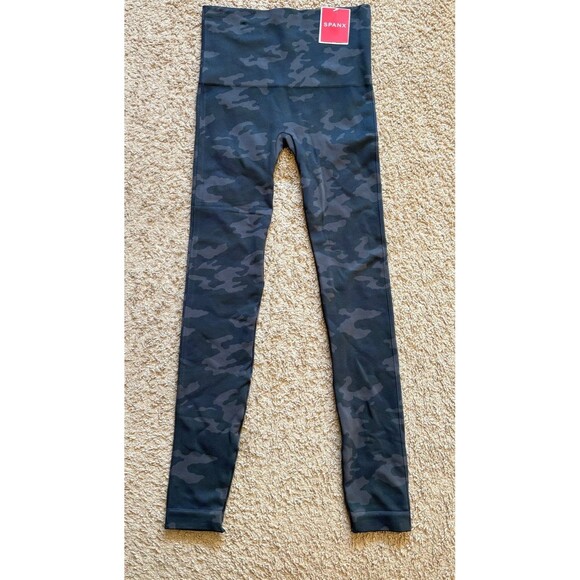 New SPANX Camo Look At Me Now Seamless Leggings XS limited edition - Picture 6 of 8